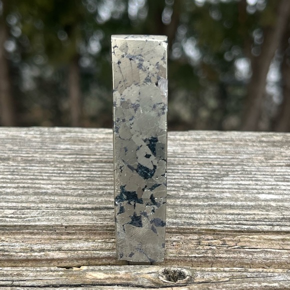 Pyrite Triangle - Picture 4 of 5